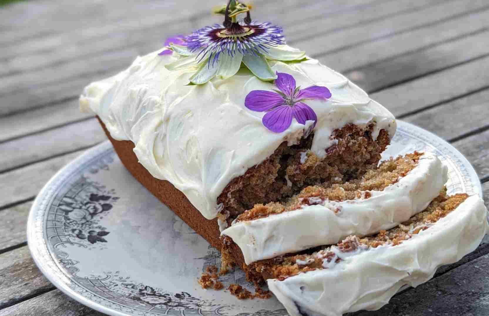 Haxnicks recipes for gardeners easy carrot or courgette cake the best way to use a glut of courgetttes